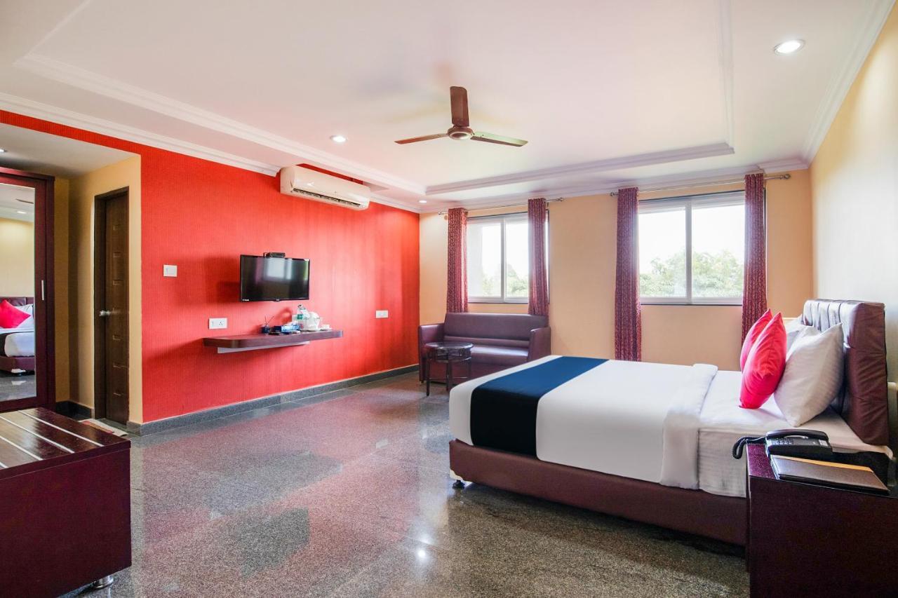 Hotel Capital O 22439 Ratna Forever Karkal Zewnętrze zdjęcie
