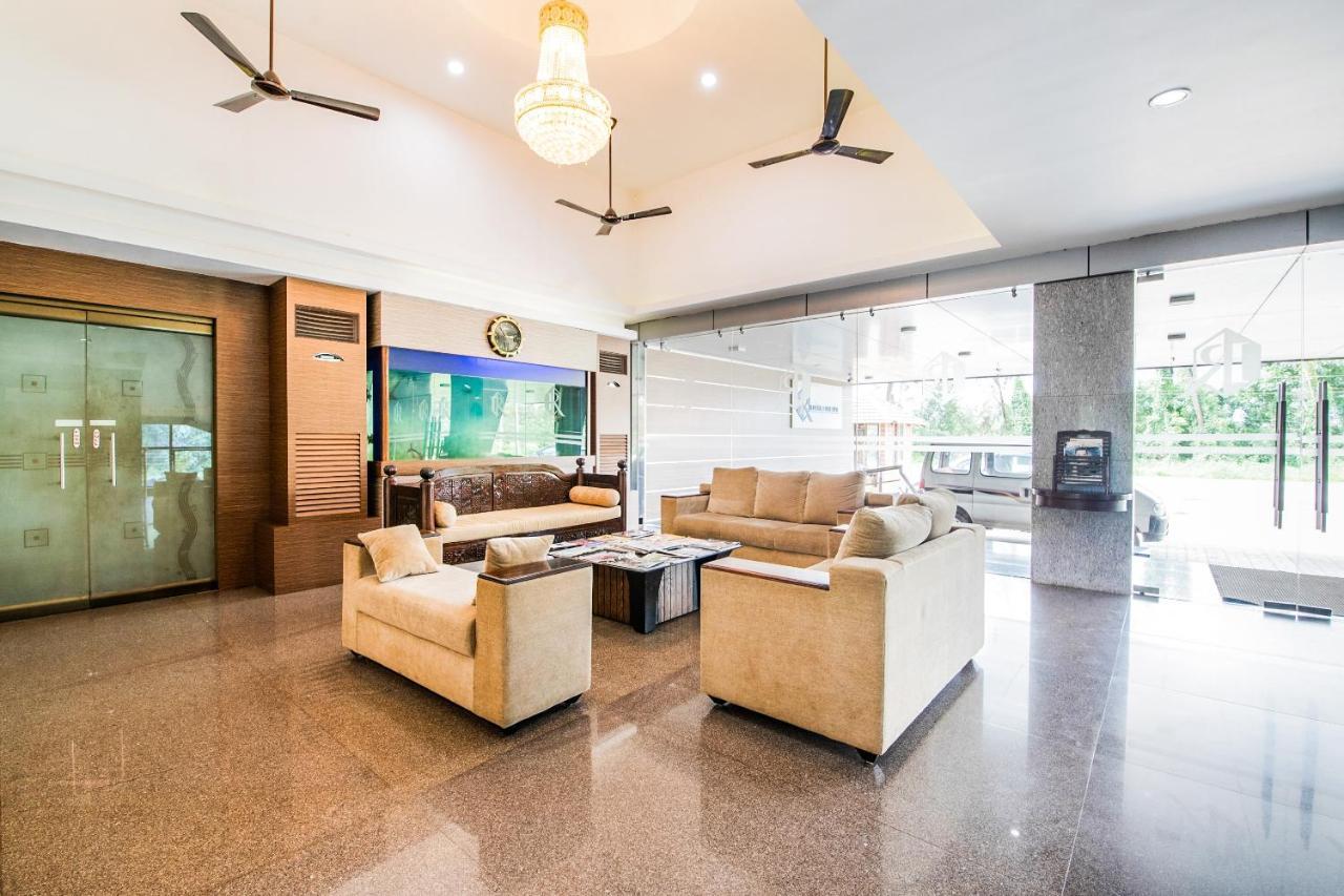 Hotel Capital O 22439 Ratna Forever Karkal Zewnętrze zdjęcie