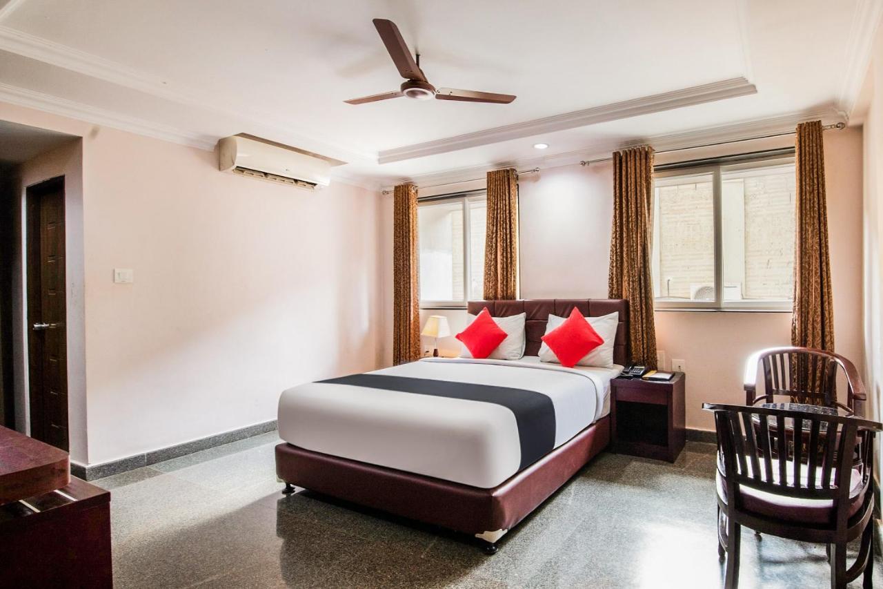 Hotel Capital O 22439 Ratna Forever Karkal Zewnętrze zdjęcie